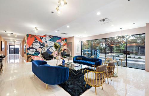South Central Houston Hotel | Wanderstay Boutique Hotel