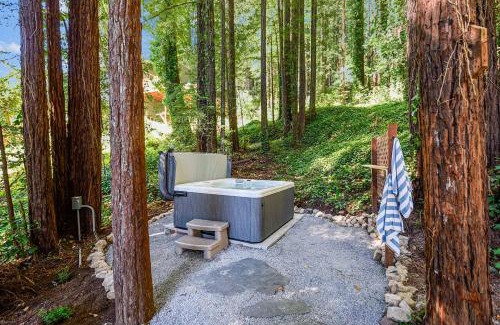 Guerneville House | Wanderwood