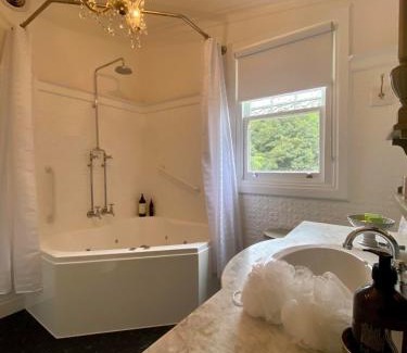 Warburton House | Warburton House