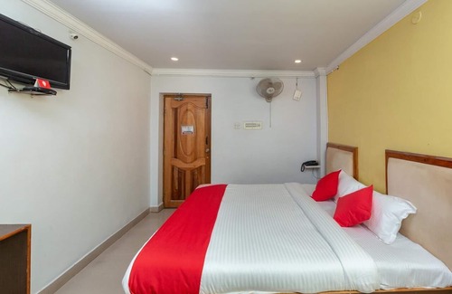 Tirupati Hotel | Wardrobe Classic Rooms in Tirupati