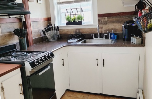 Taunton Apartment | Warm and Inviting Rustic design Vrbo in Taunton