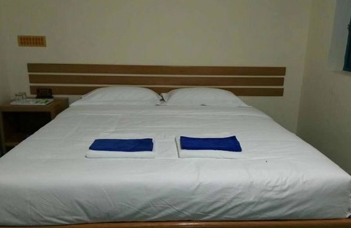Myeik House | Warm Home