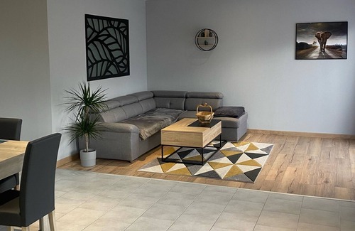 Vatteville La Rue House | Warm house with quiet garden