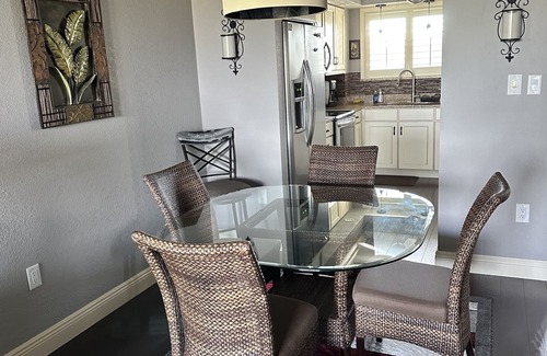 Winkler Condo | Warm Weather Hideaway