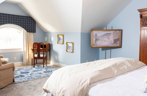 Severn Hotel | Warner Hall