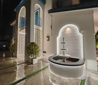 Muar House | WARNI 45 Whole Or Room