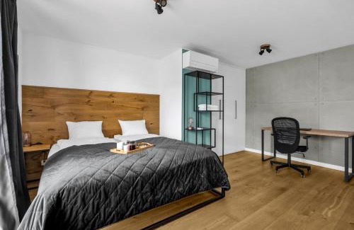 Praga Apartment | Warsaw Targowa Studio - 50m2, Top location - by Rentujemy