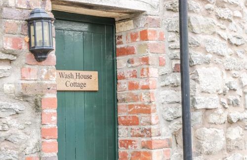 Much Wenlock House | Wash House Cottage