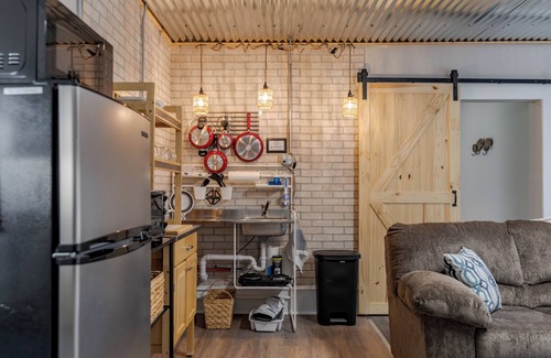 Munfordville Apartment | Washington St/Studio apartment centrally located