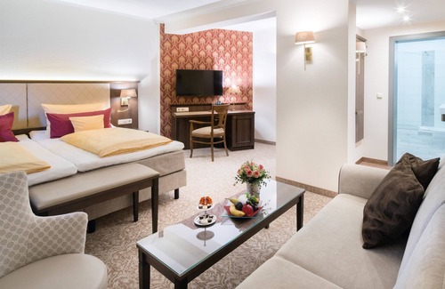 Klaffenbach Hotel | Wasserschloss Klaffenbach Schlosshotel