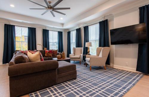 Prospect House | Watch Hill Manor Bourbon Commons