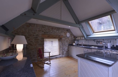 Newton Abbot Cottage | WATER BARN, pet friendly, luxury holiday cottage in Manaton