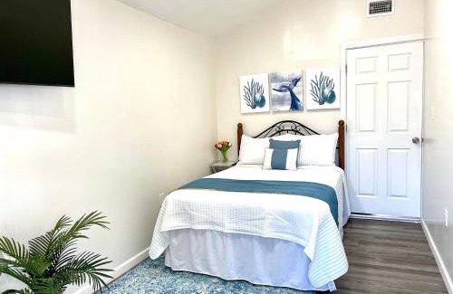 Bellmore House | Water Canal Villa Salgado