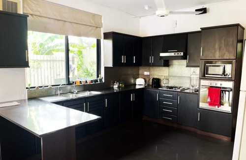 Nawala Villa | Water Front City Villa