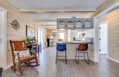 Prince County Cottage | Water Front, Indoor Hot Tub, Outdoor Sauna, Perfect Holiday Escape.