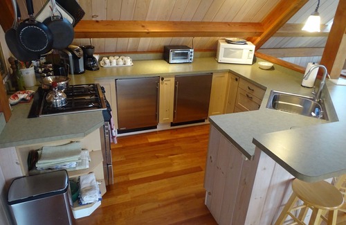 Waldoboro House | Water Front post and beam guest house "Thyme & Tide", on Muscongus Bay.