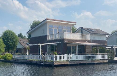 Vinkeveen House | Water Villa Minaro Vinkeveen