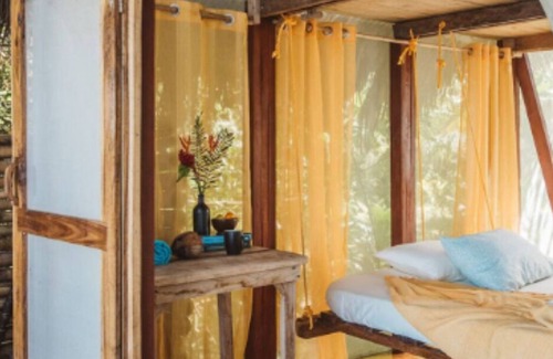 Tierra Oscura Cabin | Waterfront Dolphin Pod - Bocas' best snorkeling!