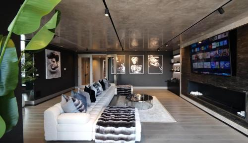 Chelsea Harbour Apartment | Waterfront Apartment in Chelsea Harbour