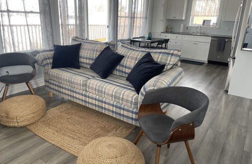 West Covehead Apartment | Waterfront Beach Apartment