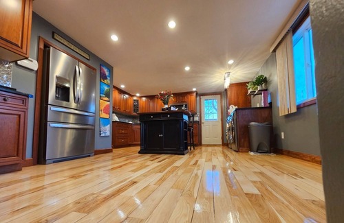 Weymouth House | Waterfront Beach Home With Attached In- Law Suite