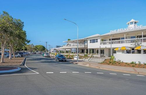 Margate Apartment | Waterfront Bliss in Margate - 30 min from Brisbane