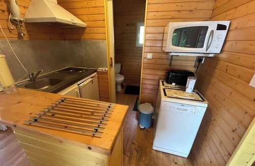Lacapelle-Viescamp House | Waterfront cottage