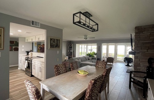 Kent Narrows Condo | Waterfront condo. Completely renovated. Walk to Kent Island's best places