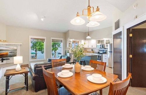 Nisswa Condo | Waterfront Condo on Gull Lake, Boat Rentals