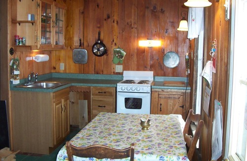 Charleston Cottage | WATERFRONT COTTAGE in VT's Northeast Kingdom on pristine Echo Lake!