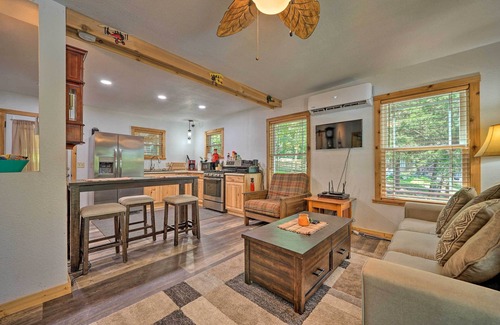 Fort Towson Cottage | Waterfront Cottage in Fort Towson w/2 Decks!