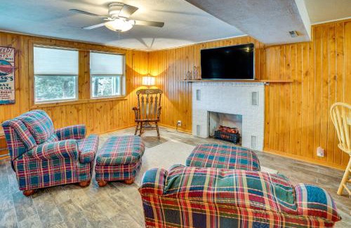 Crofton House | Waterfront Crofton Cabin - Boat Dock and Fire Pit!