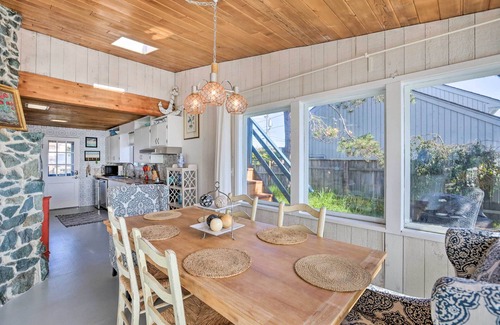 Ferndale House | Waterfront Ferndale Home: Deck + Beach Access