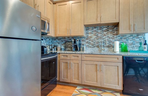 Goose Creek House | Waterfront Fishing Dock FirePit HotTub Deck GrillB