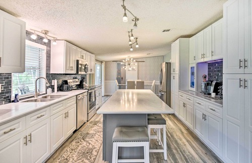Georgetown House | Waterfront Georgetown Home w/Dock & Large Porch!