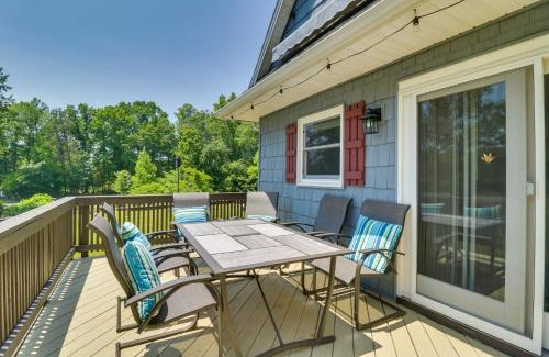 Louisa House | Waterfront Home on Lake Anna Autumn Escape!