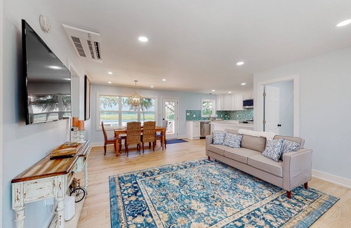 Edisto Island House | Waterfront home with private dock & deck with great views, walk to the beach