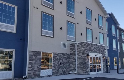 Prairie Du Chien Hotel | Waterfront Hotel