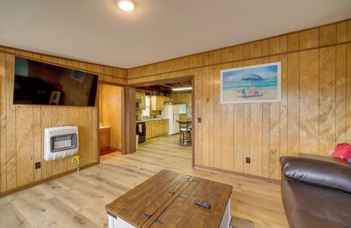 Lake Cabin | Waterfront Lake Cabin: Close to Boating & Fishing!