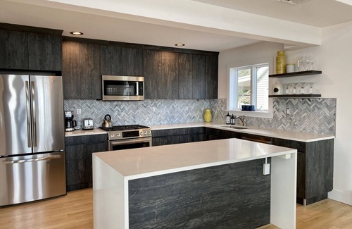 Town of Orangetown House | Waterfront Luxury in Town