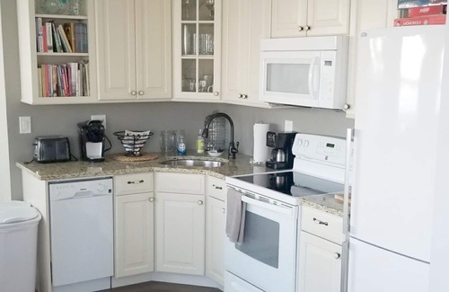 Winthrop House | Waterfront One or Two Bedroom Private Apartment on Boston Harbor