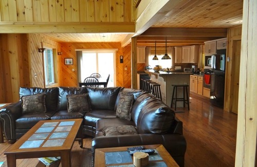 Eidelweiss Village House | Waterfront, Private Beach, A/C, Near N. Conway, Skiing, White Mountains
