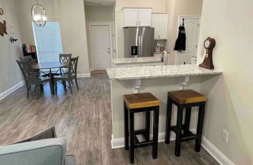 Shreveport House | Waterfront Relaxation!