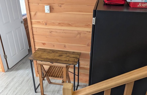 Alert Bay Apartment | Waterfront Sitka Suite at Gordie's Central Steps to Shops Ocean Views