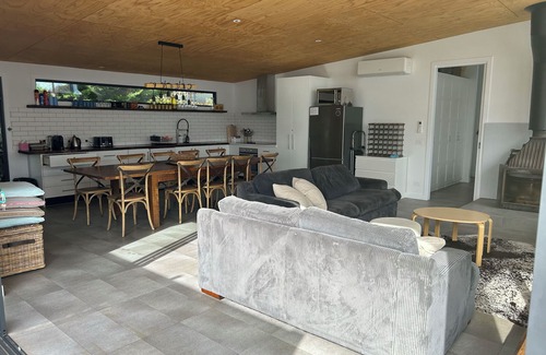 Bonnie Doon House | Waterfront views at Bonnie Doon