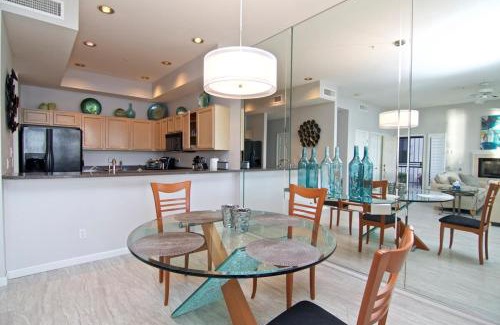 McCormick Ranch House | Waterfront Views, Office, Main Floor, Walkable