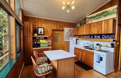 Wentworth Cabin | Waterfront White Mountain cabin retreat with amazing views