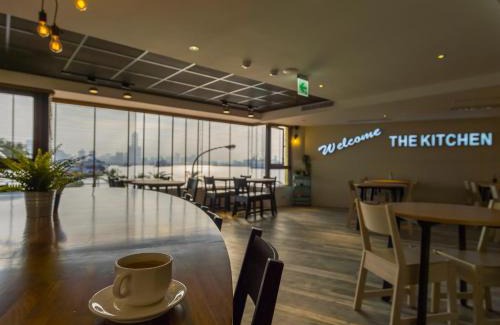Gushan District Hotel | Watermark Hotel - Sizihwan