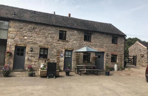 Cauldon Low House | Waterside Cottages