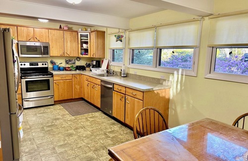 Center Moriches House | Waterside Pine Haven- Close to the Hamptons